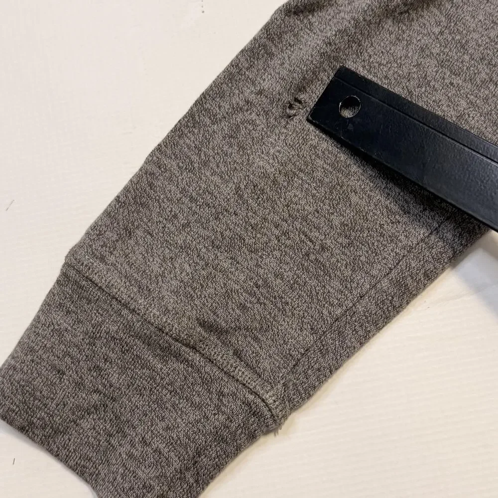 The North Face Sweatshirt Mens Small Gray Heather Raglan Crewneck Knit Pullover